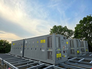 GROßBATTERIESPEICHER